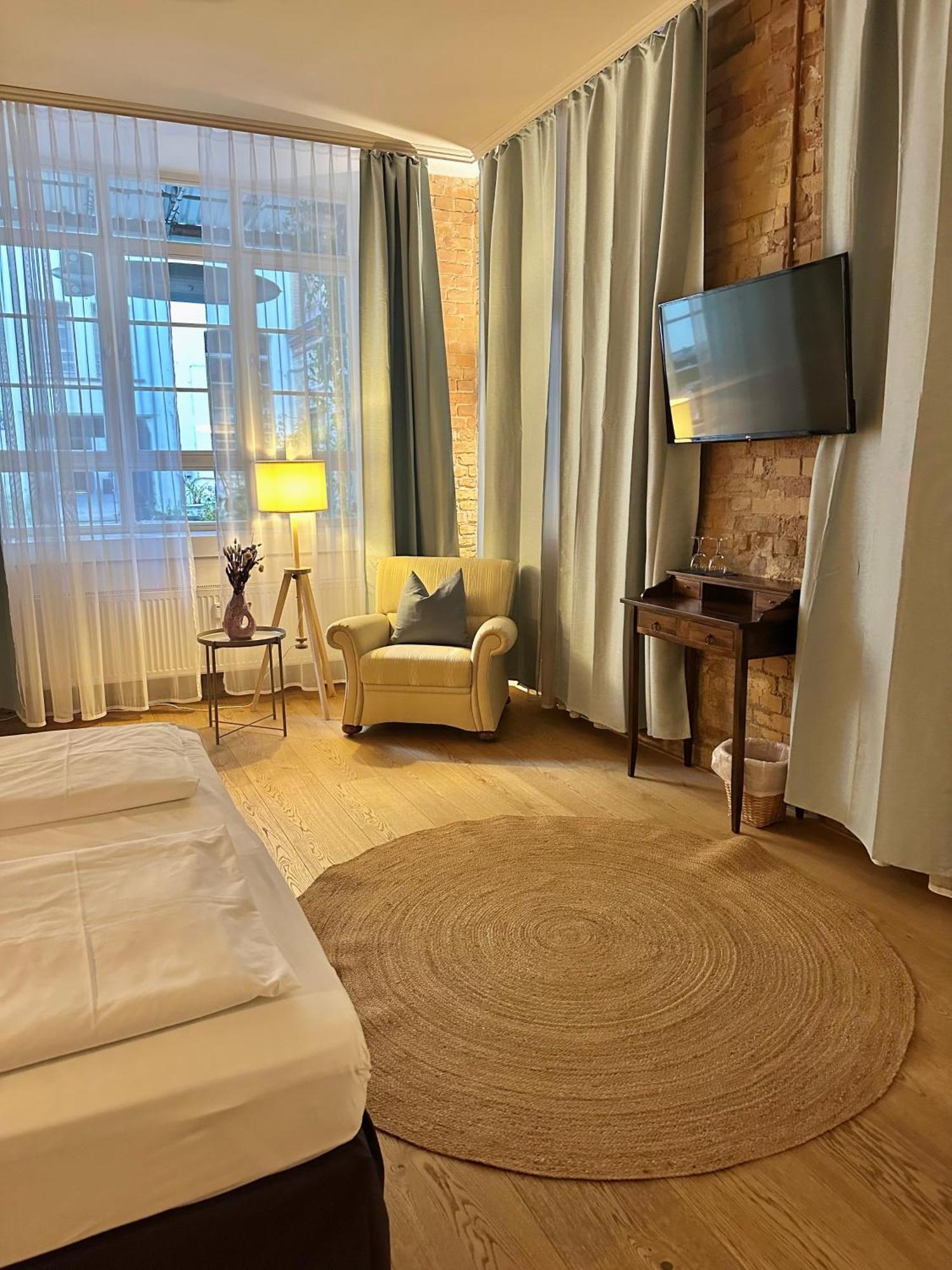 Cinderella.Kreuzberg Hotel Berlin Bagian luar foto